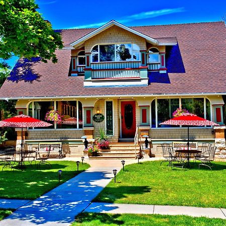 Bard'S Inn Cedar Stadt Exterior foto